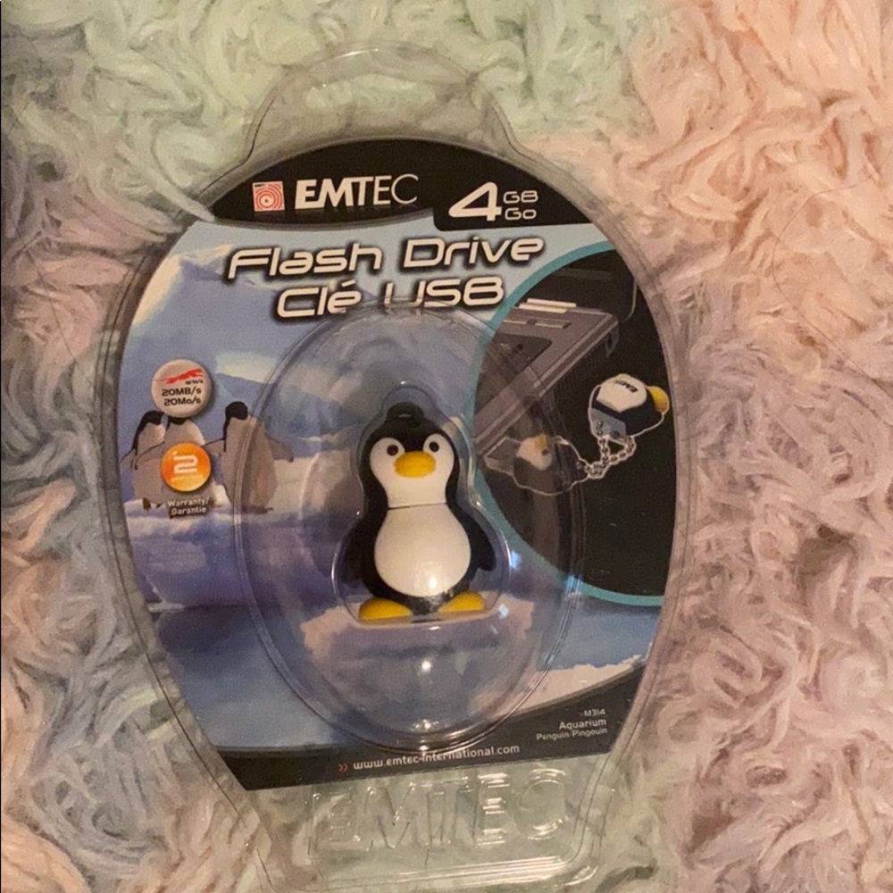 Flash drive penguin 🐧